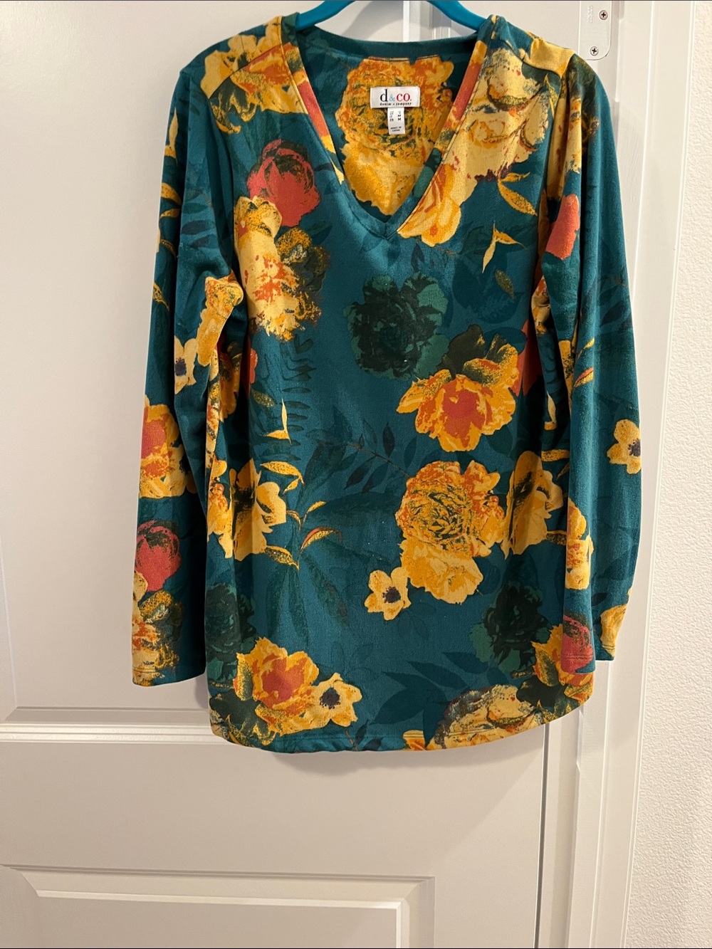 Denim&Co Teal Floral V-Neck Long Sleeve Tunic